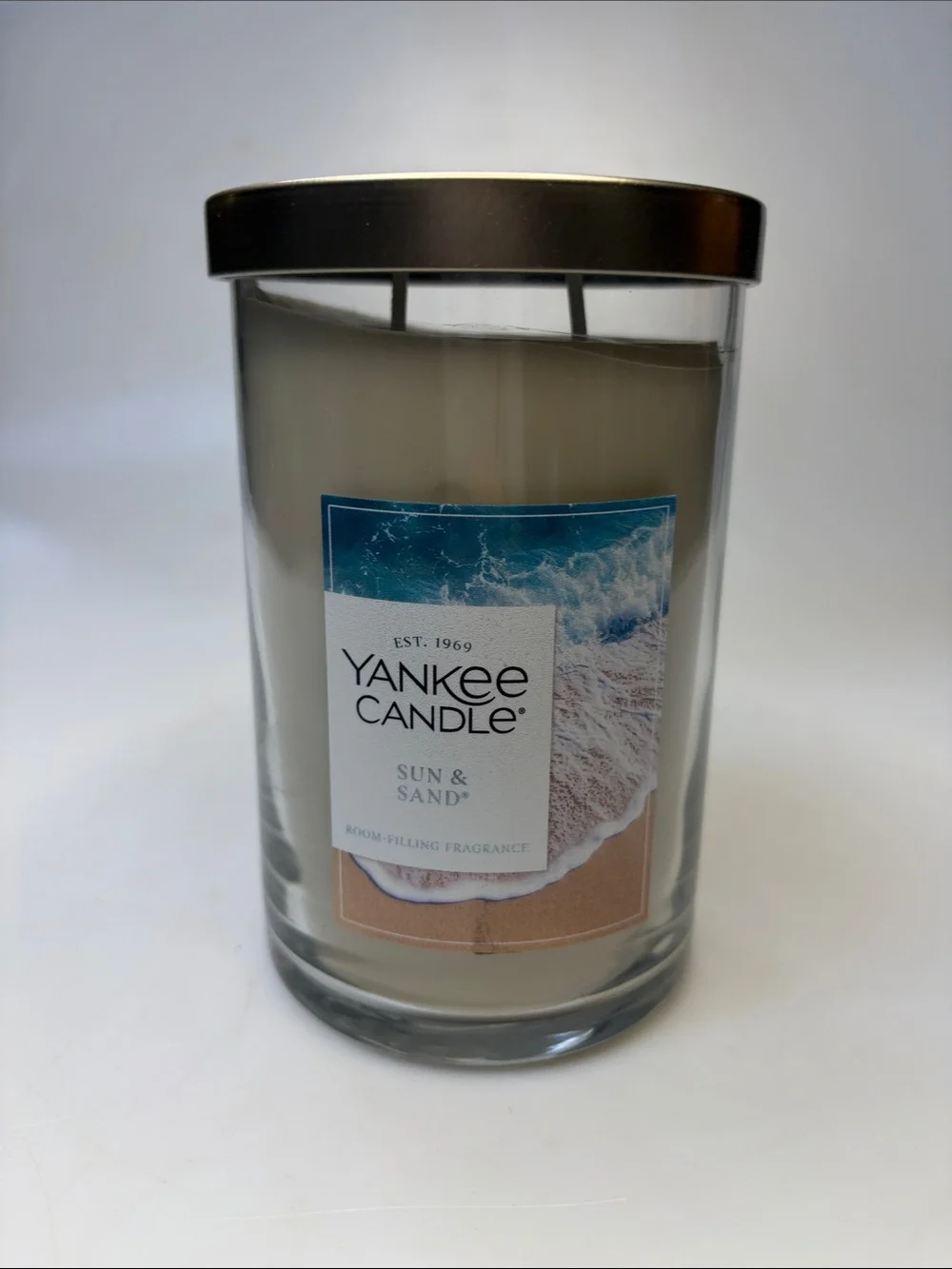 NEW Yankee candle sun and sand 20 oz candle